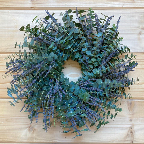 Eucalyptus Lavender Wreath - Creekside Farms A classic blend of fresh eucalyptus and dried lavender wreath 18"