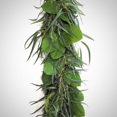 Fresh Willow, Salal and Rosemary Garland 6' - Creekside Farms Fragrant blend of eucalyptus, rosemary and salal garland 6'
