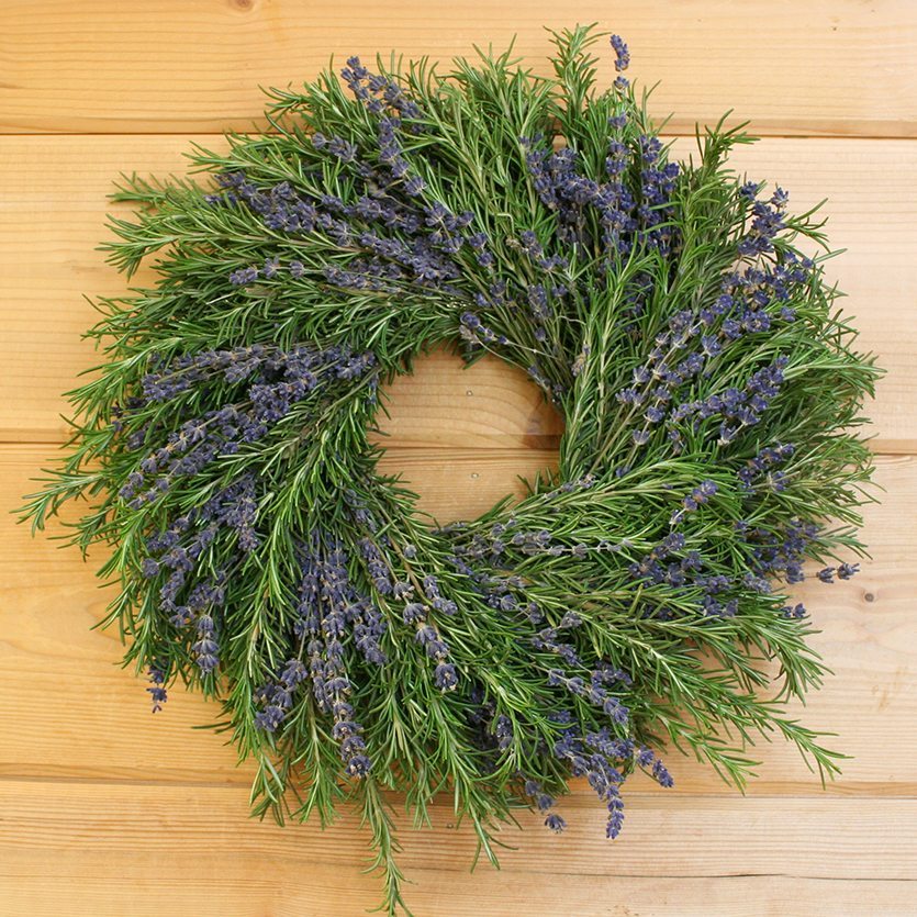 Rosemary and Lavender Wreath - Creekside Farms Handmade with fresh rosemary and dried lavender fragrant wreath 16"
